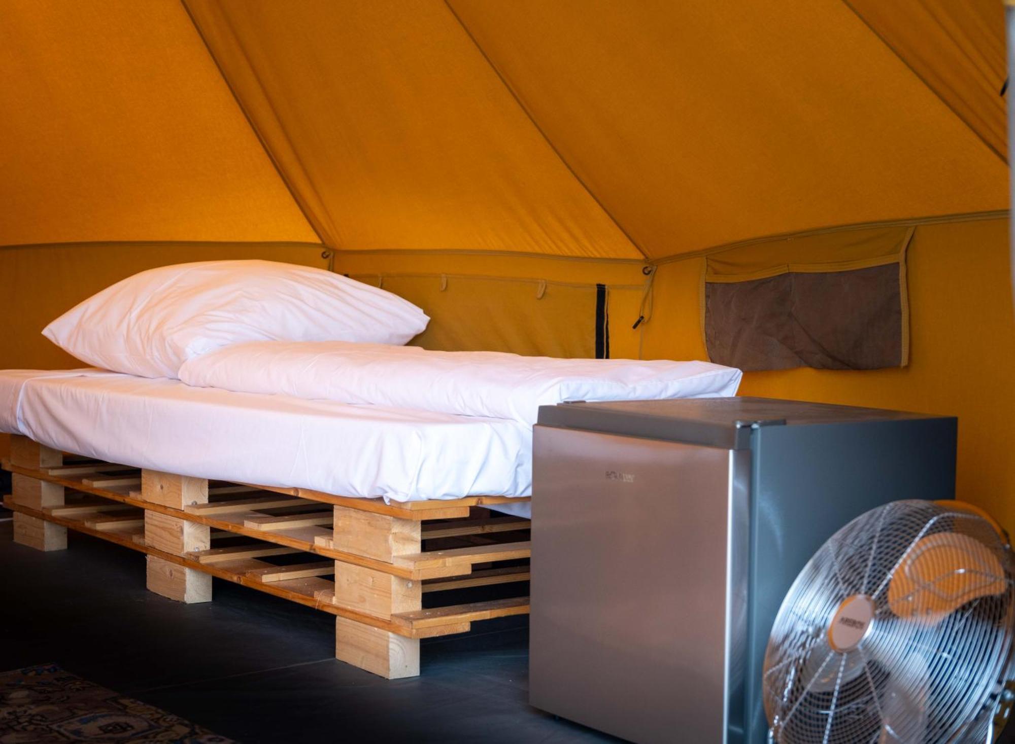ホテル Glamping Camp ファロ エクステリア 写真